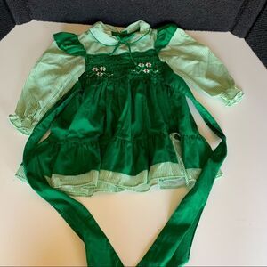 Vintage Polly Flinders Hand Smocked Embroidered Green 2T Girls Dress.